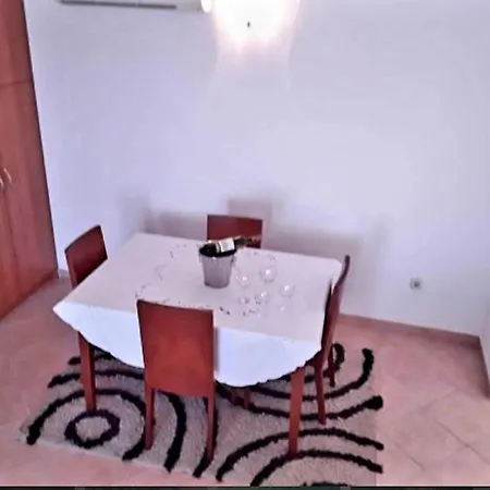 Apartman Esperansa 아파트